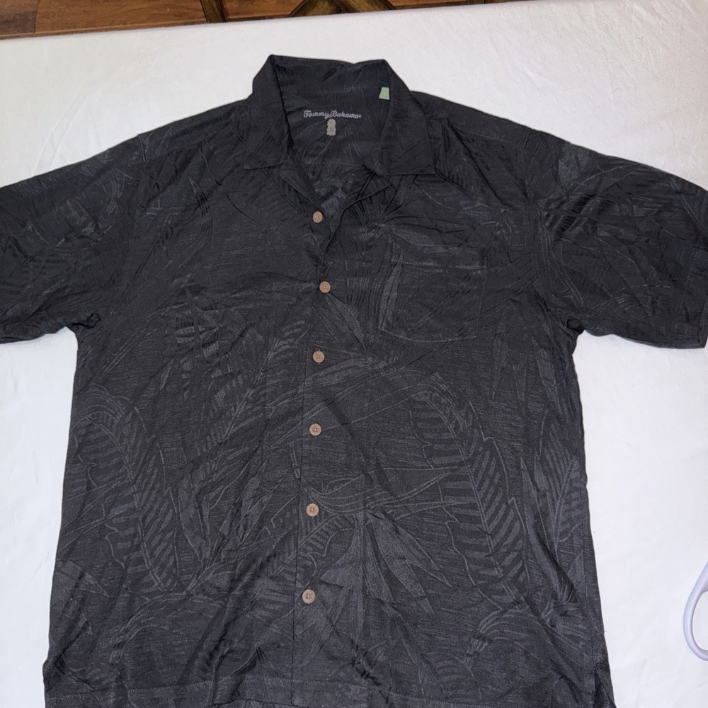 Tommy Bahama Mens Short Sleeve 100% Silk Shirt Black Button Up L Tropical Leaf